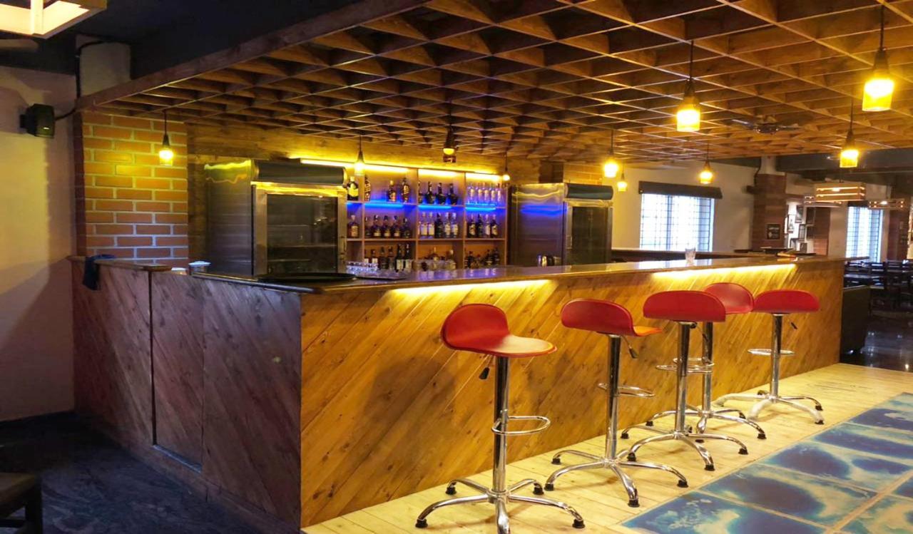Coastal King Hotel Bangalore Buitenkant foto