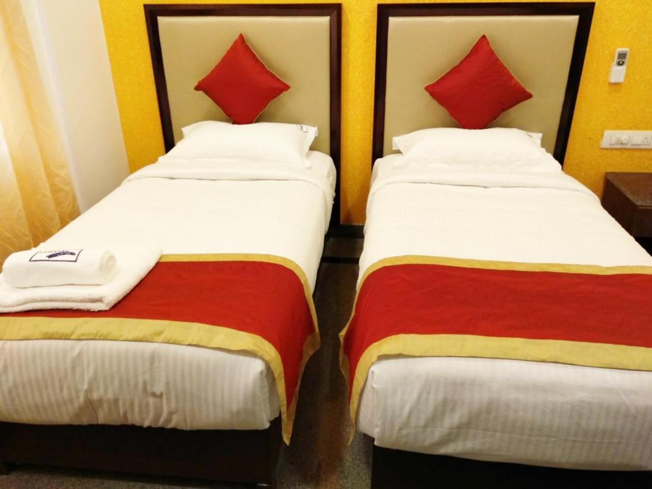 Coastal King Hotel Bangalore Buitenkant foto